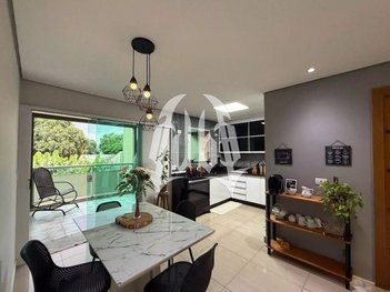 house em Rua Antônio Mano, Pacaembu - Londrina - PR