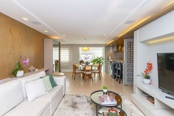 apartment em Rua Romédio Dorigo, Água Verde - Curitiba - PR