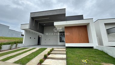 house em Rodovia Oswaldo Cruz, Chácara São Félix - Taubaté - SP