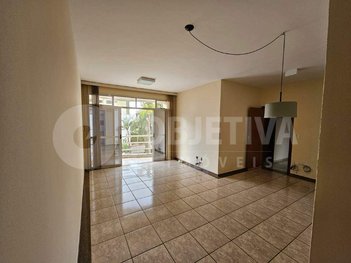 apartment em Avenida José Zacharias Junqueira, Saraiva - Uberlândia - MG