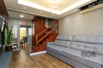 house em Avenida José Aloísio Filho, Humaitá - Porto Alegre - RS