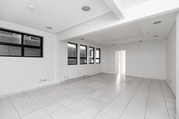 office em Rua Ébano Pereira, Centro - Curitiba - PR