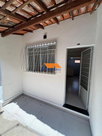 house em Rua Castilho, Piratininga (Venda Nova) - Belo Horizonte - MG