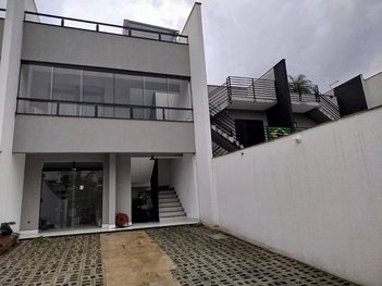 house em Rodovia BR-040, Vila Paris - Contagem - MG