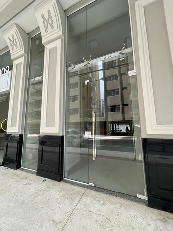 office em Rua 2500, Centro - Balneário Camboriú - SC