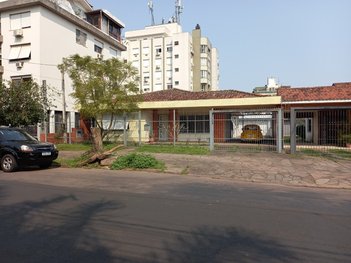 house em Avenida Quito, Jardim Lindóia - Porto Alegre - RS