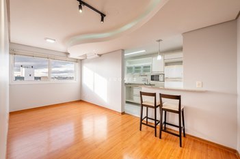 apartment em Rua Roque Calage, Passo da Areia - Porto Alegre - RS