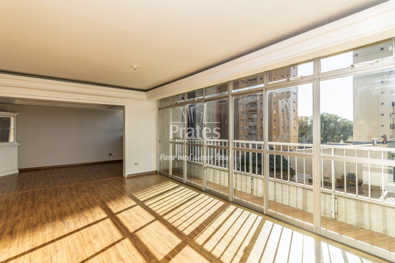 Sala para 2 Ambientes com Ampla Sacada