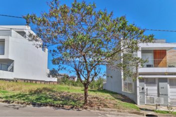 land_lot em Rua Doutor Sérgio de Figueiredo, Guarujá - Porto Alegre - RS