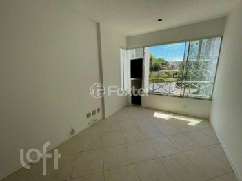 apartment em Rua Xavier da Cunha, Nonoai - Porto Alegre - RS