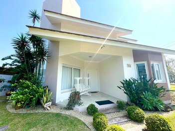 house em Rua Batuíra, Xangri-Lá - Xangri-Lá - RS