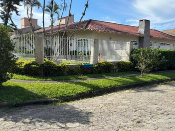 house em Rua Diná Calixto, Córrego Grande - Florianópolis - SC