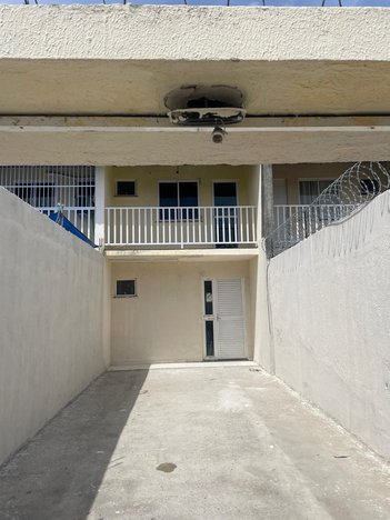 house em Rua Castro Carreiro, Mucunã - Maracanaú - CE