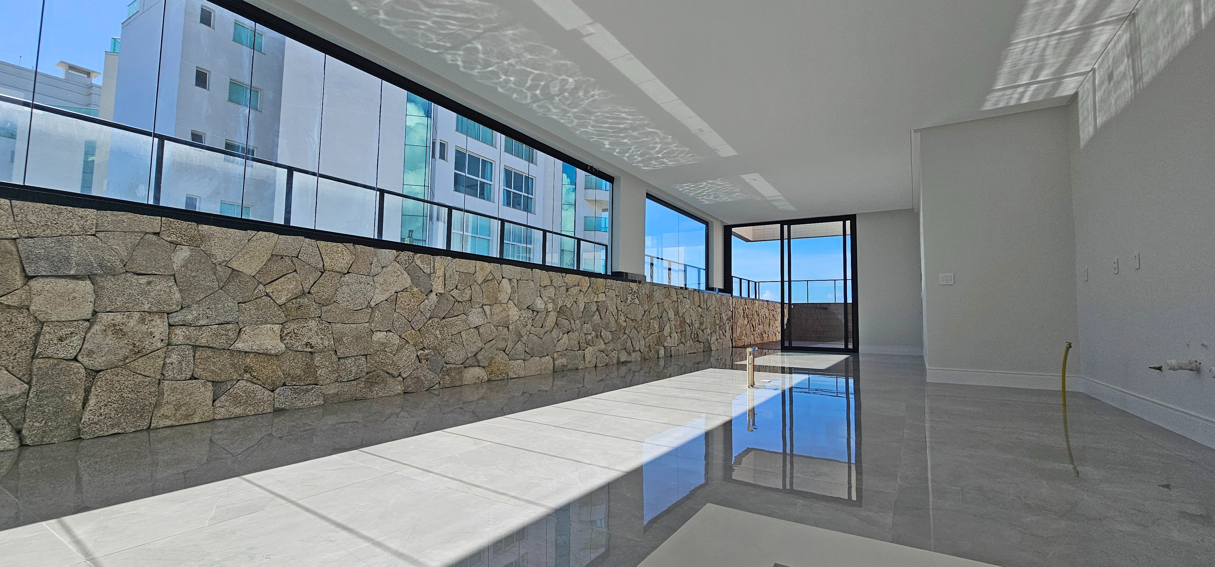 piscina-jacuzzi-churrasqueira