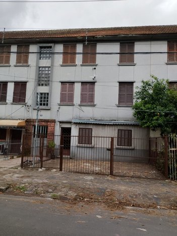apartment em Avenida dos Industriários, Passo da Areia - Porto Alegre - RS