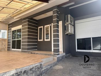 house em Rua do Corvo, São Sebastião - Palhoça - SC