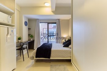 apartment em Rua Lourenço Pinto, Centro - Curitiba - PR
