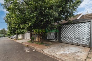 house em Rua Antônio Brambilla, Jardim Paraíso - Maringá - PR
