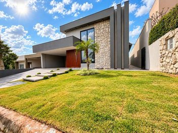 house em Avenida Maria Nazareth Roseiro, Parque Residencial Primavera - Botucatu - SP