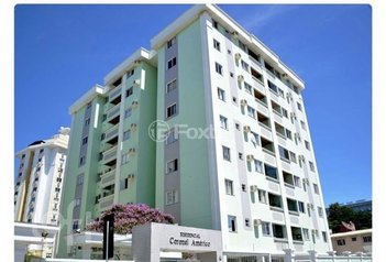apartment em Rua Capitão Pedro Leite, Barreiros - São José - SC