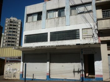 apartment em Avenida Celso Garcia Cid, Centro - Londrina - PR