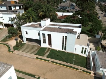 house em Rua Orleans, América - Joinville - SC