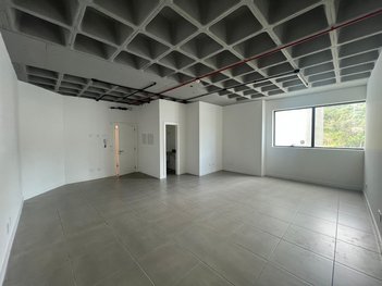 office em Rodovia José Carlos Daux, João Paulo - Florianópolis - SC