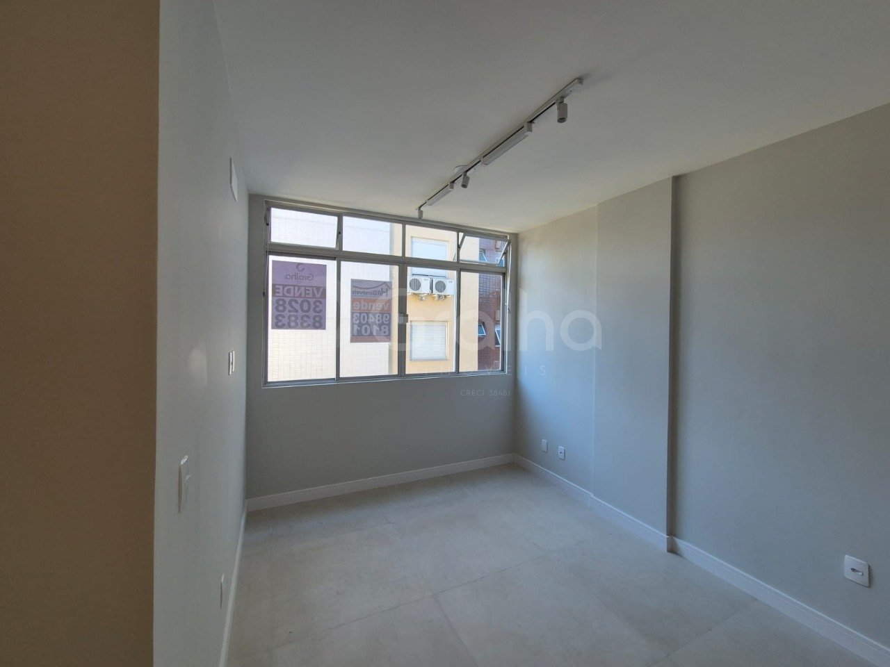 02 SALA