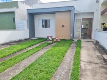 house em Rua Prímula, Loteamento Residencial e Comercial Araguaia - Pindamonhangaba - SP