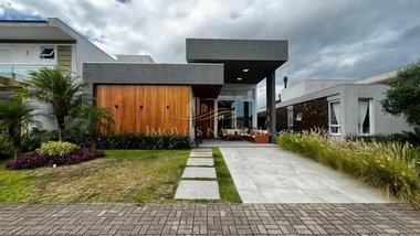 house em Rua Rio Divisa, Centro - Xangri-Lá - RS