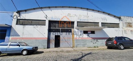 industrial em Rua Quintino Bocaiúva, Vila Canevari - Cruzeiro - SP