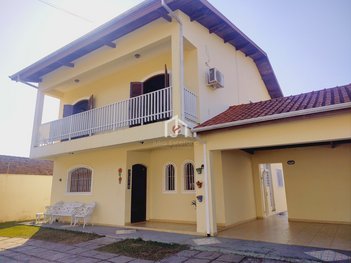 house em Largo Jorge Tibirica, Centro - Tremembé - SP