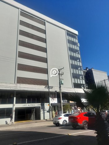 business em Rua Coronel Flores, São Pelegrino - Caxias do Sul - RS