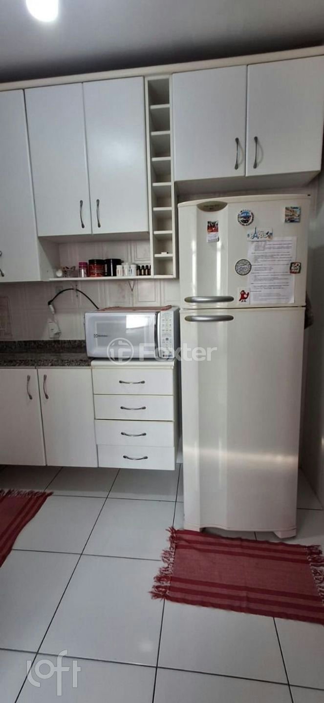dcf687fb
