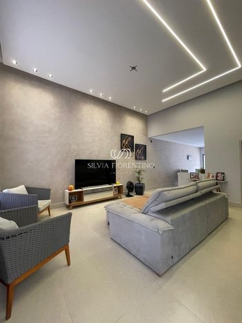 house em Avenida Arnaldo Felipe Sbruzzi, Piracangaguá - Taubaté - SP