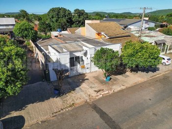 house em Rua Luiz da Costa Leite, Centro - Bonito - MS