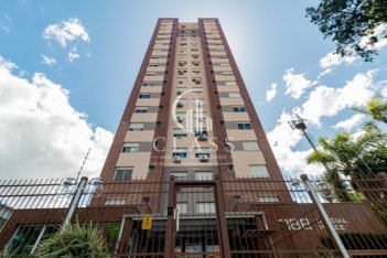 apartment em Rua Gomes Jardim, Santana - Porto Alegre - RS