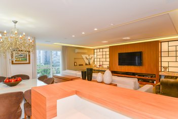 apartment em Avenida Iguaçu, Água Verde - Curitiba - PR