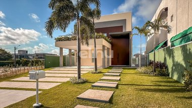 house em Avenida Litorânea, Cararu - Eusébio - CE