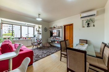apartment em Roque Calage, Passo da Areia - Porto Alegre - RS