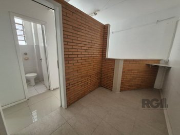 office em dos Andradas, Centro Histórico - Porto Alegre - RS