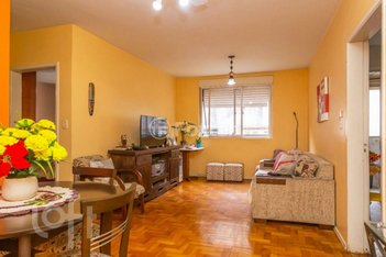 apartment em Avenida Coronel Gastão Haslocher Mazeron, Medianeira - Porto Alegre - RS