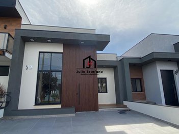 house em Avenida Orlando Ferreira, Residencial Maricá - Pindamonhangaba - SP