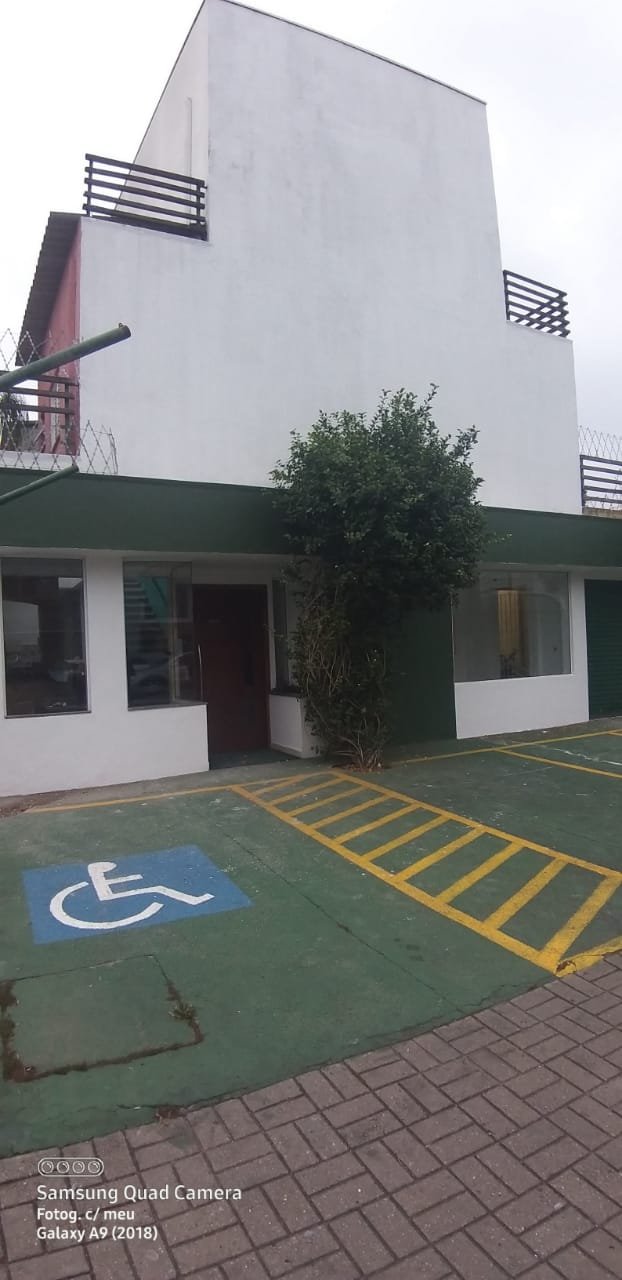 PR�DIO COMERCIAL NA AV HEITOR VILLA LOBOS