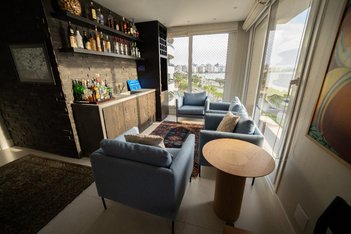 apartment em Avenida Governador Irineu Bornhausen, Agronômica - Florianópolis - SC