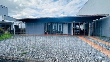 house em Rua Piratuba, Bom Retiro - Joinville - SC