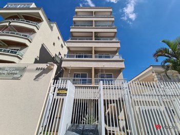 apartment em Rua Capiberibe, Portão - Curitiba - PR