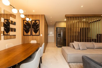 apartment em Rua Sanito Rocha, Cristo Rei - Curitiba - PR