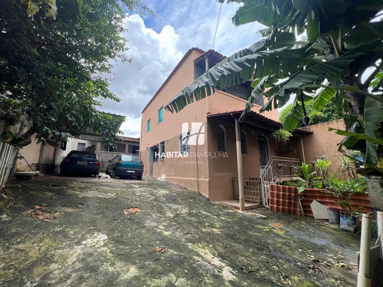 Casa com 3 quartos — Lagoinha Leblon (Venda Nova), Belo Horizonte