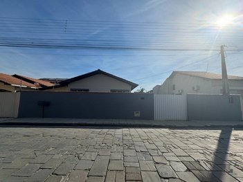 house em Rua José Steil, Centro - Tijucas - SC